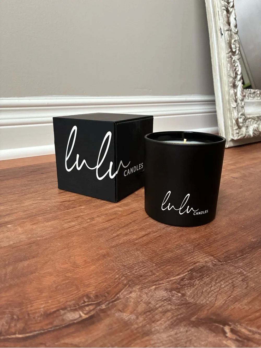 Lulu Jasmine, Oud & Sandalwood Scented Candle, Gift Box, NWT NIB